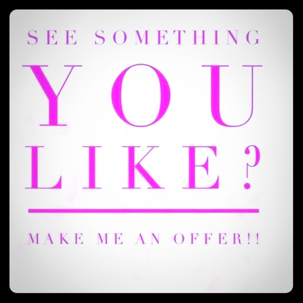 Take a Chance make an Offer❤️👍🏽👏